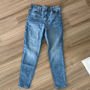 American Eagle Outfitters Light Blue Skinny Jeans